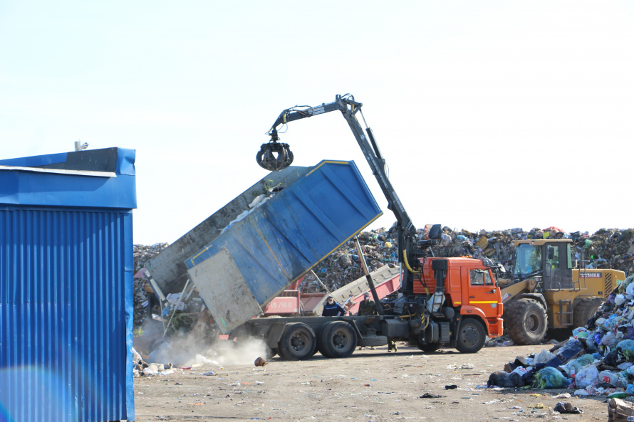 За лето саратовцы выбросили почти 55 тысяч тонн твердых коммунальных отходов